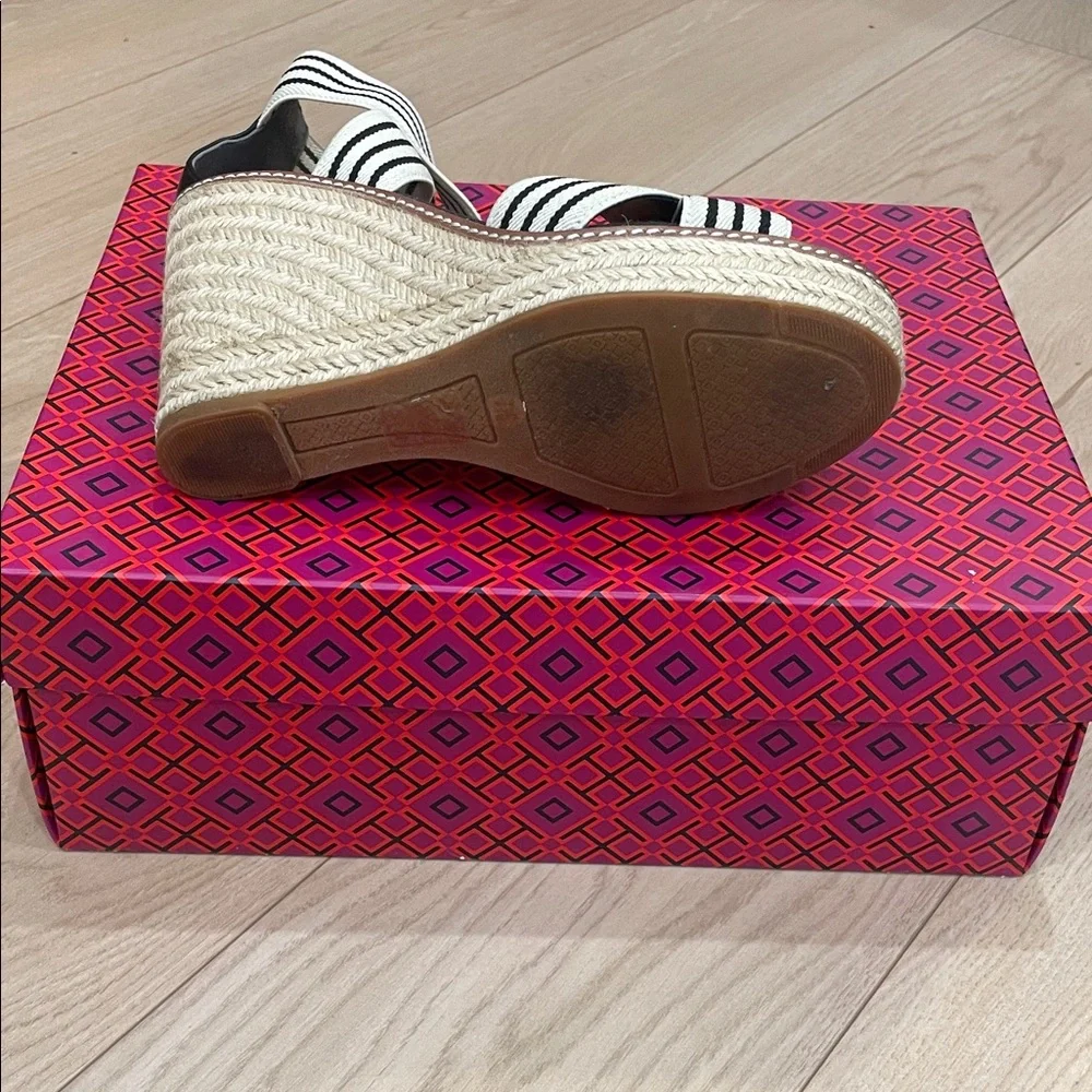 Tory Burch Frieda 100 MM Espadrille
Black and Cream Striped Wedges - Picture 5 of 5